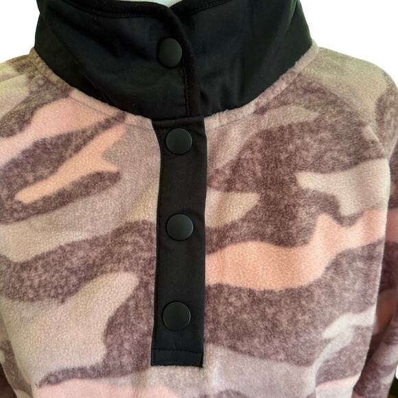 NWT Greater Good Camouflage Henley Fleece SZ M Pink Purple Black Pockets Cozy - Picture 3 of 7